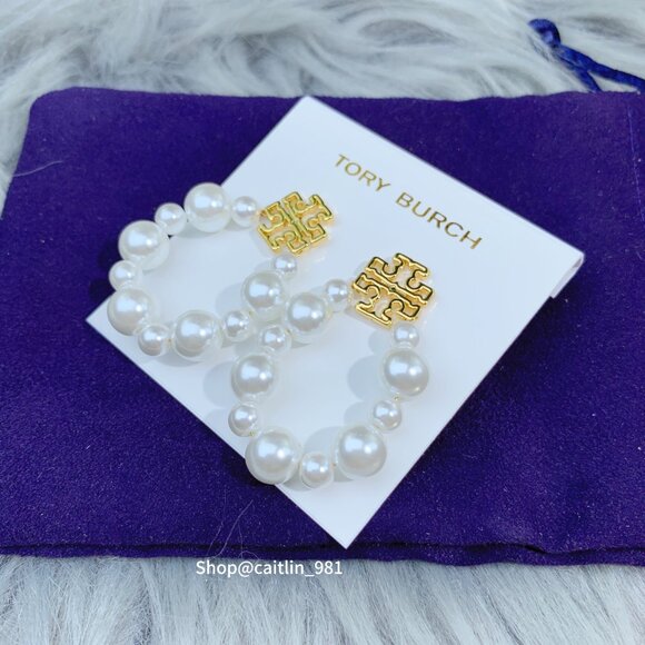 Tory Burch Britten Pearl Hoop Earrings in Tory Gold (Brand New with Dust Bag) - Picture 5 of 5